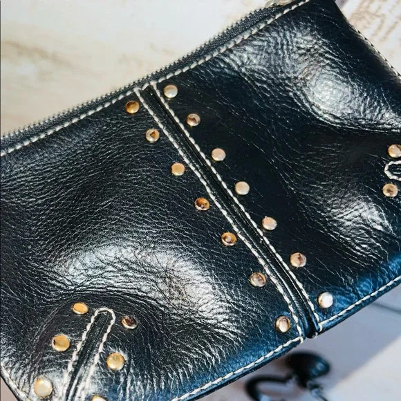 Michael Kors Black Leather and embossed Silver Button Wristlet Vintage - Picture 16 of 16